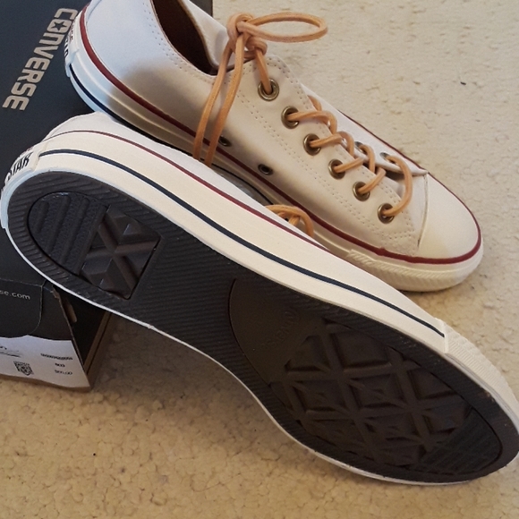 Converse shoes - Picture 5 of 5